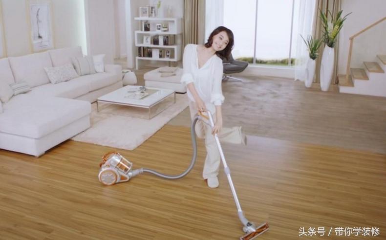 家里木地板泡水了一般要晾多久啊,复合木地板泡水鼓包会自己消失吗