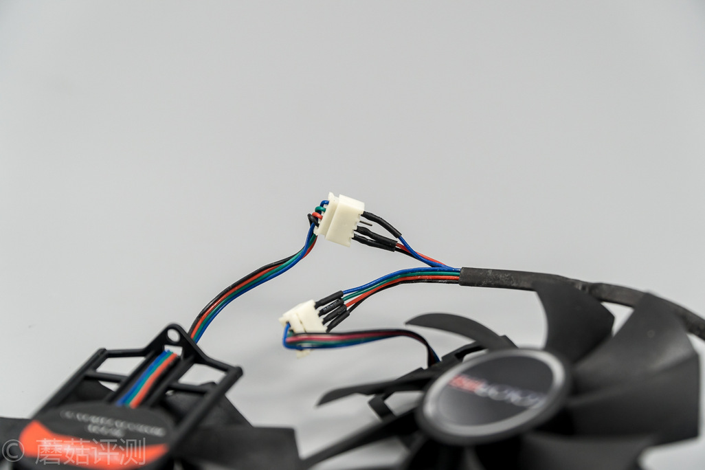 更换新显卡后风扇转得特别厉害,七彩虹gtx9602g显卡换风扇