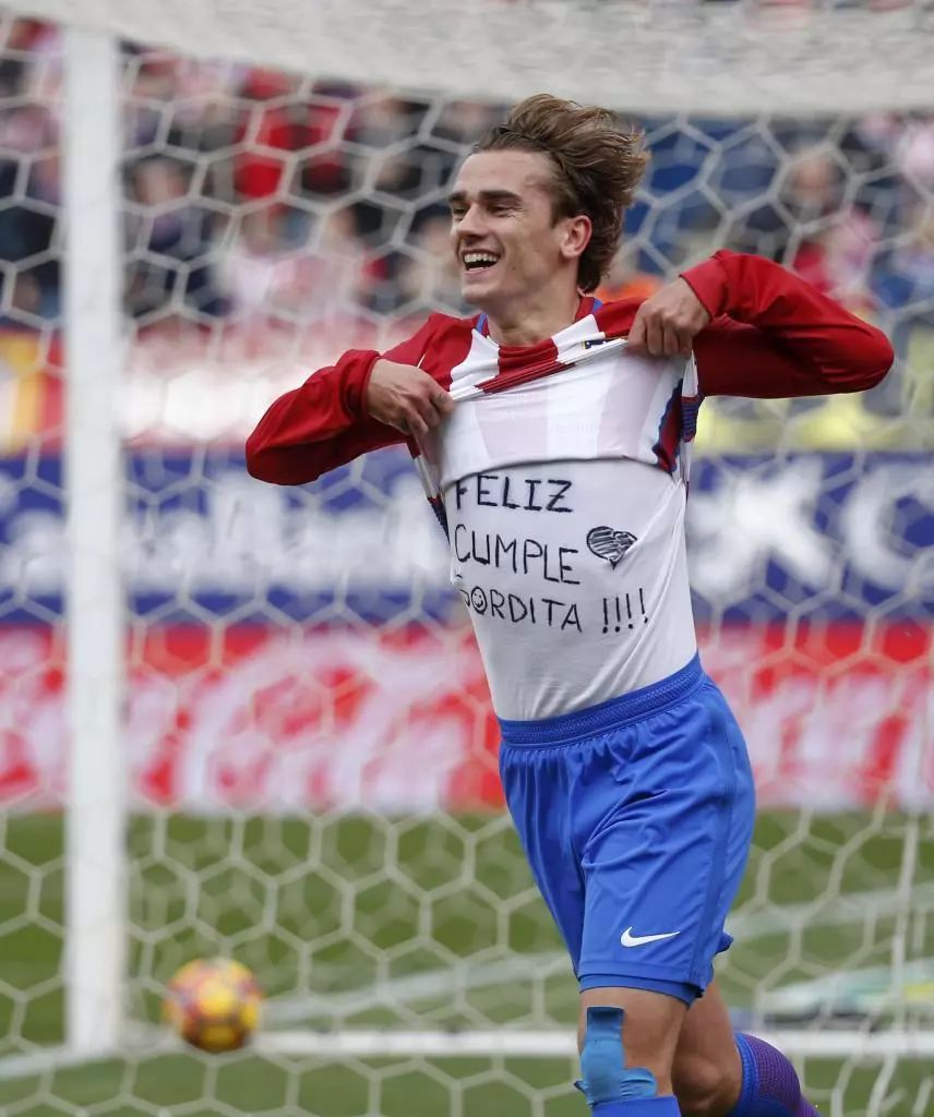 法国队身价过亿的两个人,法国队球员老婆