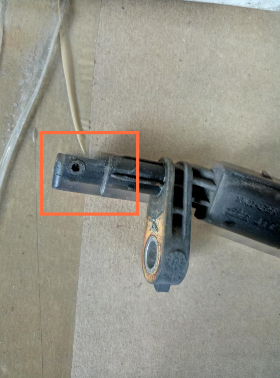 汽车仪表盘出现危险标志,车辆仪表盘指示灯警告灯的详解