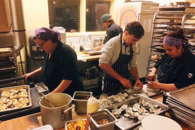 有颜有味海鲜餐厅晨光伊甸园店,这些鲜美海鲜你必须尝尝