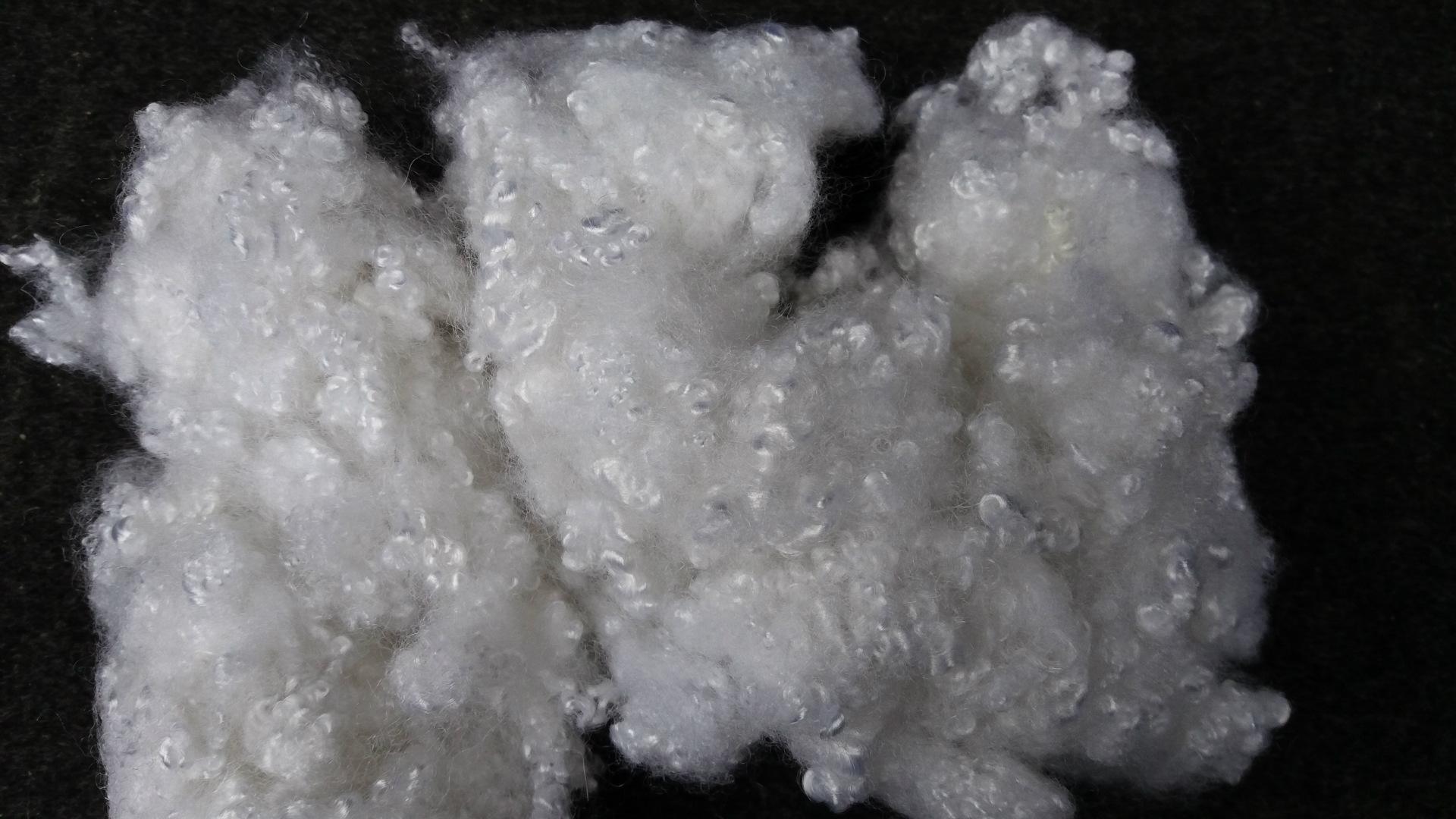 涤纶锦纶醋酯纤维区别,面料中的醋酯纤维是什么