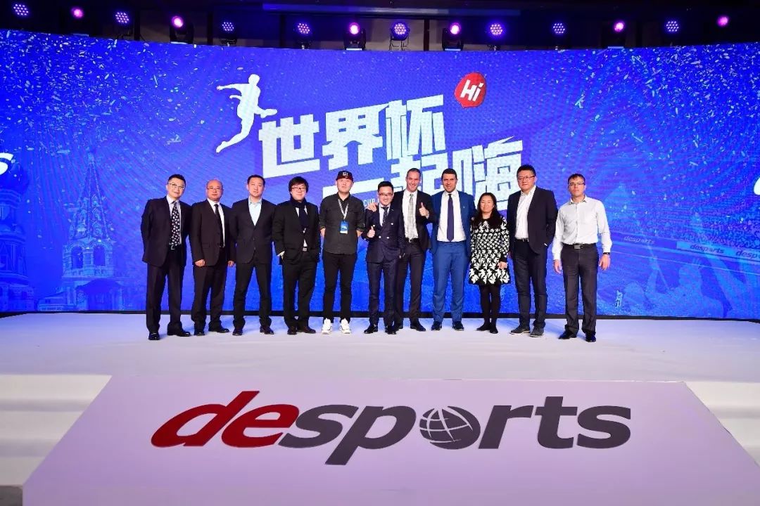 从知名解说员到幕后体育玩家，他说足球不只是比赛，更关乎人生｜中欧人物