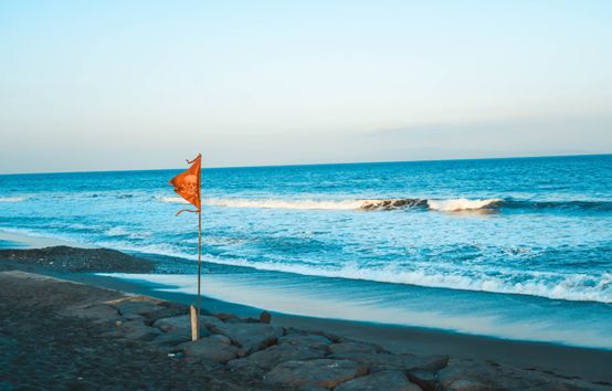 世界上一定有人过着你想过的生活,世界上总有人过着你想要的生活