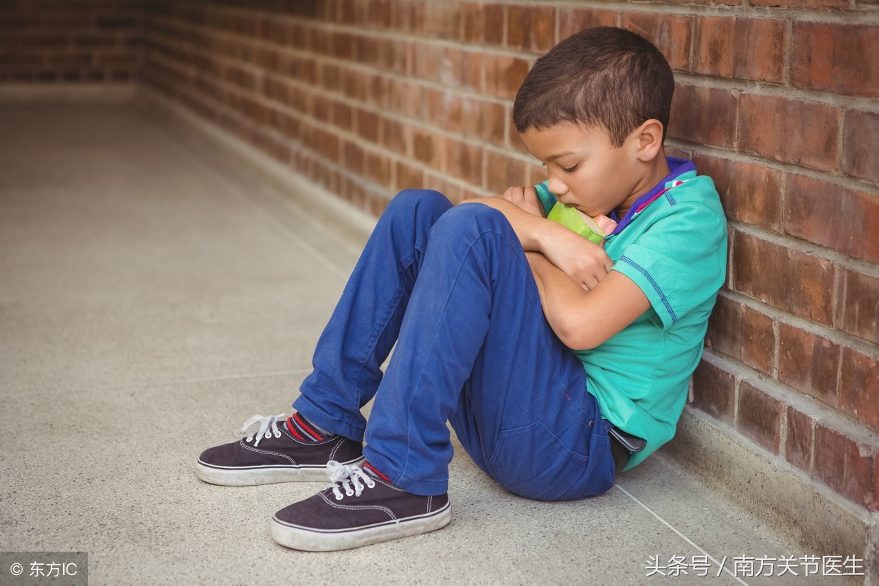 帆布鞋穿多了会使脚变成扁平足么,扁平足穿板鞋怎么缓解