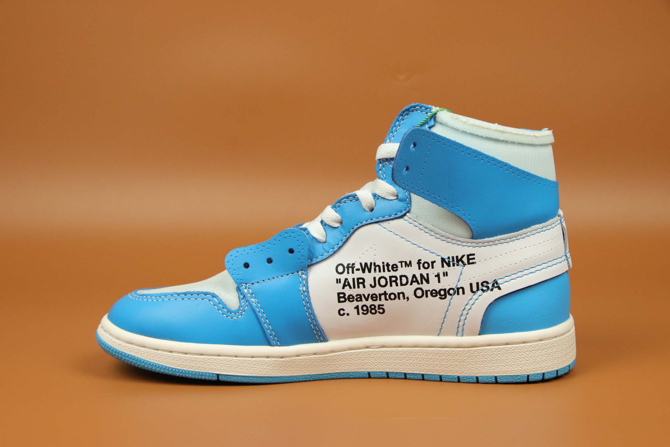 aj球鞋第一款,AJ1球鞋推荐