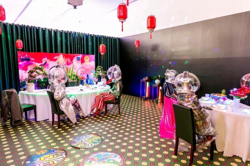 GUCCI出马桶了？纽约爆火的出厂设置展来魔都了，首日就1w人打卡