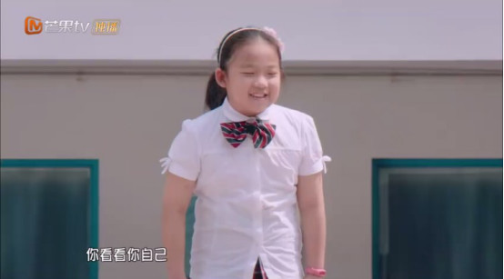 女儿吐槽老爸凶找不到男朋友,女儿被爸爸骂胖