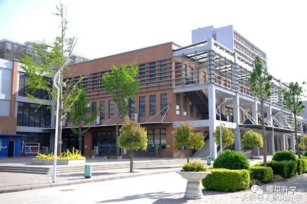 郑州一中高中部在郑州排名,郑州五十七中与郑州一中合作办学