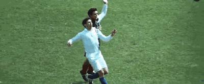 精彩程度绝不亚于一场决赛,精彩程度不输电影