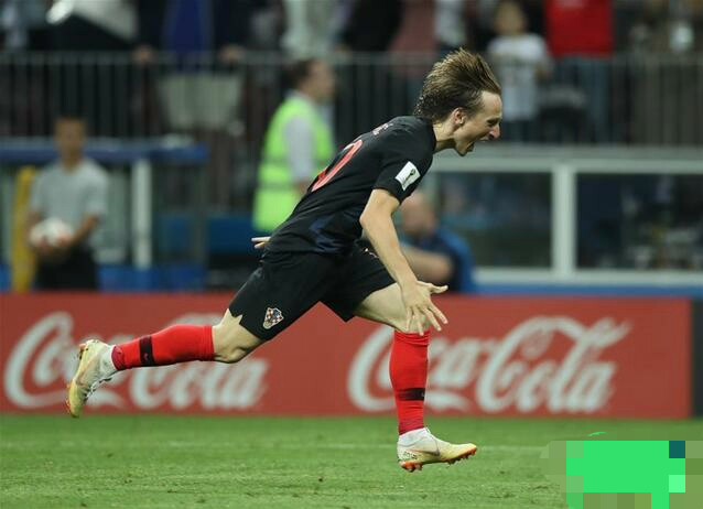 看了世界杯才知道祖国强大了,看世界杯了解国歌澳大利亚队