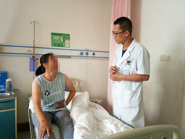 牡丹人民医院杜洪钦：妇科里的男医生精湛技术服务每位患者