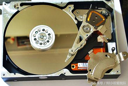 硬盘分区和格式化区别大吗,机械硬盘的格式化包括什么