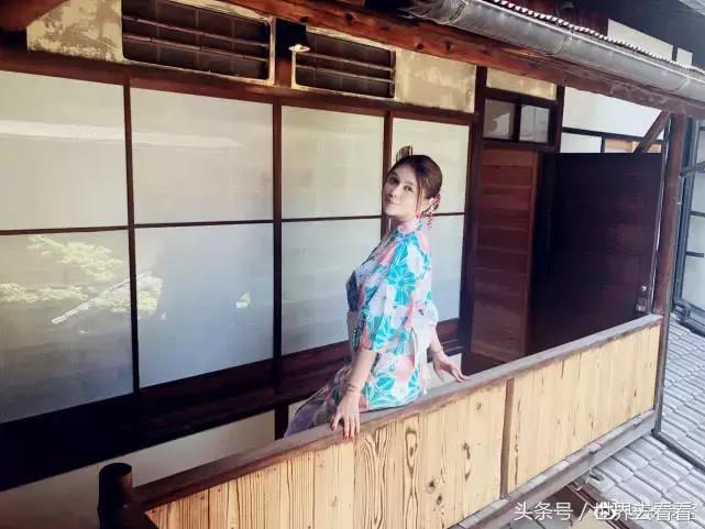 女主播张琪格：一条小道直直的插进去，里面别有洞天