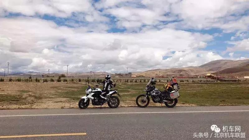 摩友旅途美景,摩友们感受骑行的独特魅力