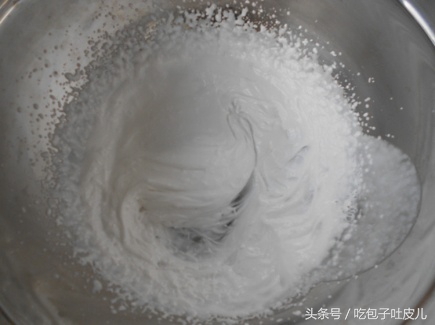 自己做欧洲杯足球蛋糕,世界杯足球面包做法