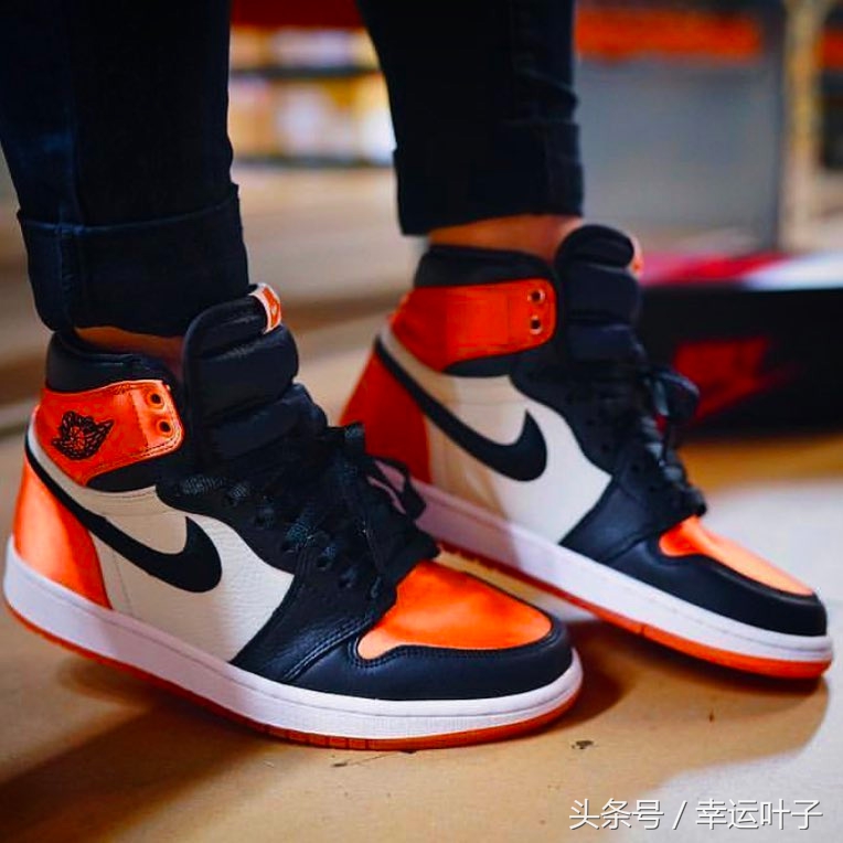 aj1经典款黑红脚趾为什么不涨价,aj1白丝绸和黑脚趾哪个值得买