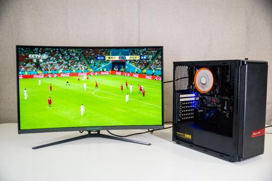 不能去现场看决赛？也许你应该组建一台看球神器