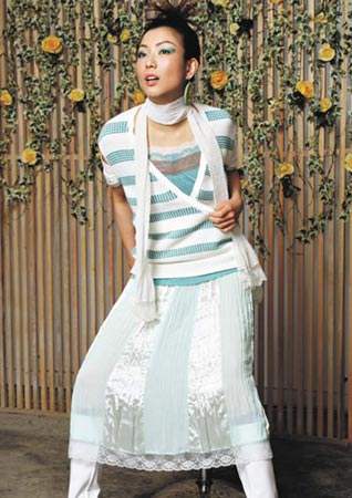 韩国艺人崔雪莉人生经历简介,崔雪莉冰冻减肥原视频