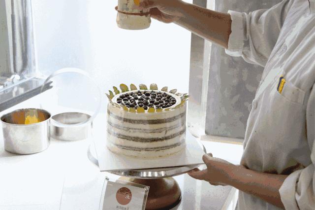 好利来第一家店开在哪,好利来旗舰店艺术馆