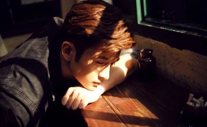 阳光文艺青年,阳光温暖张云龙