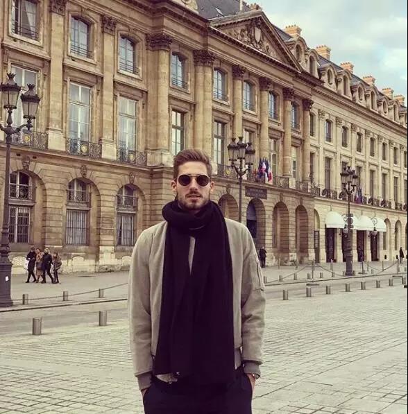 如果法国队夺冠会穿黑袍吗,法国足球队能否再夺世界杯