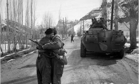 男人奇缺的塔吉克斯坦，谁来拯救？