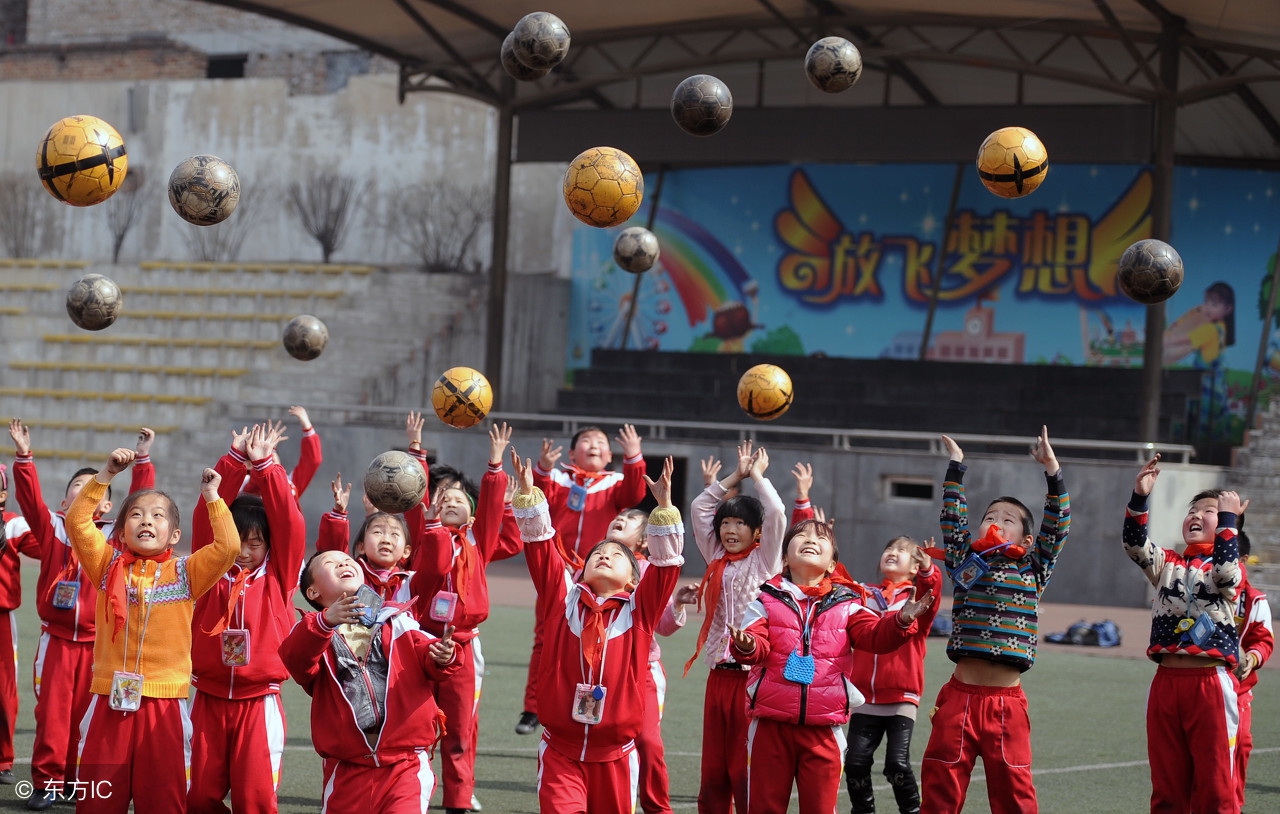 足球不看战术只看执行力,业余足球要想长远不能研究战术