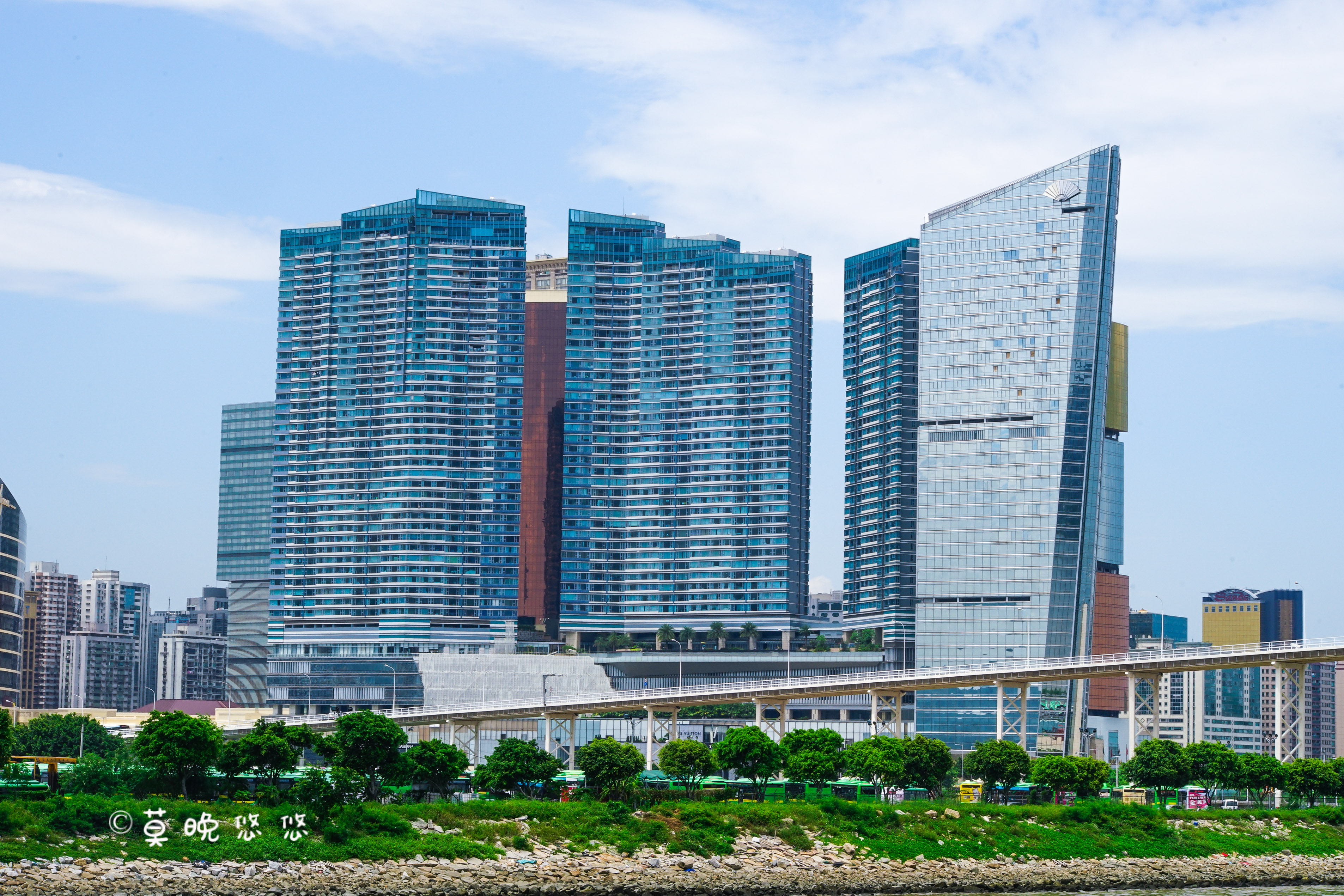 珠海旅游新地标，90分钟游船，看世界最长跨海大桥