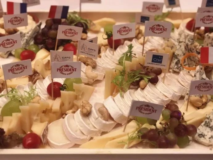 除了法国足球和国庆日，童话小镇也是解锁法式浪漫的方式