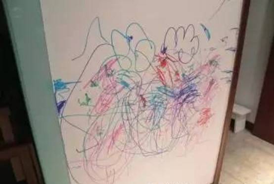 墙上的水渍印怎样去除,室内墙上的痕渍怎么清除