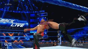 兰迪奥顿残忍时刻,smackdown最新一期兰迪罗曼