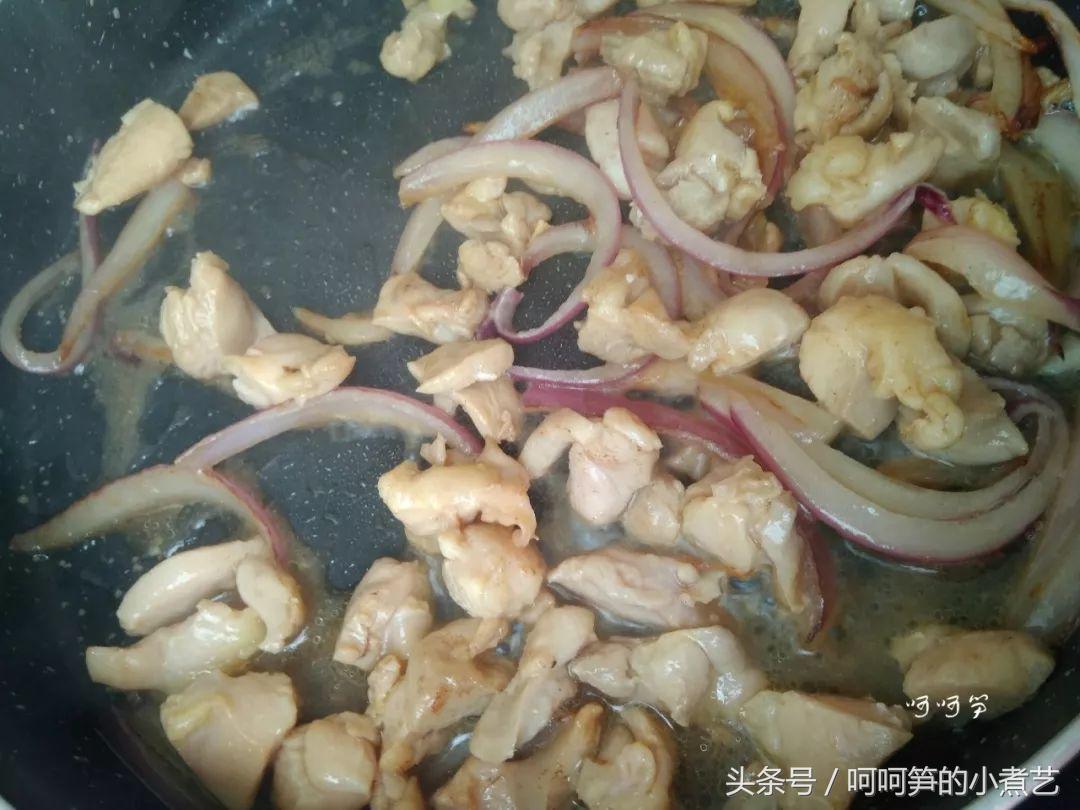 香菇腊味鸡肉饭,香菇胡萝卜焖鸡的做法大全家常