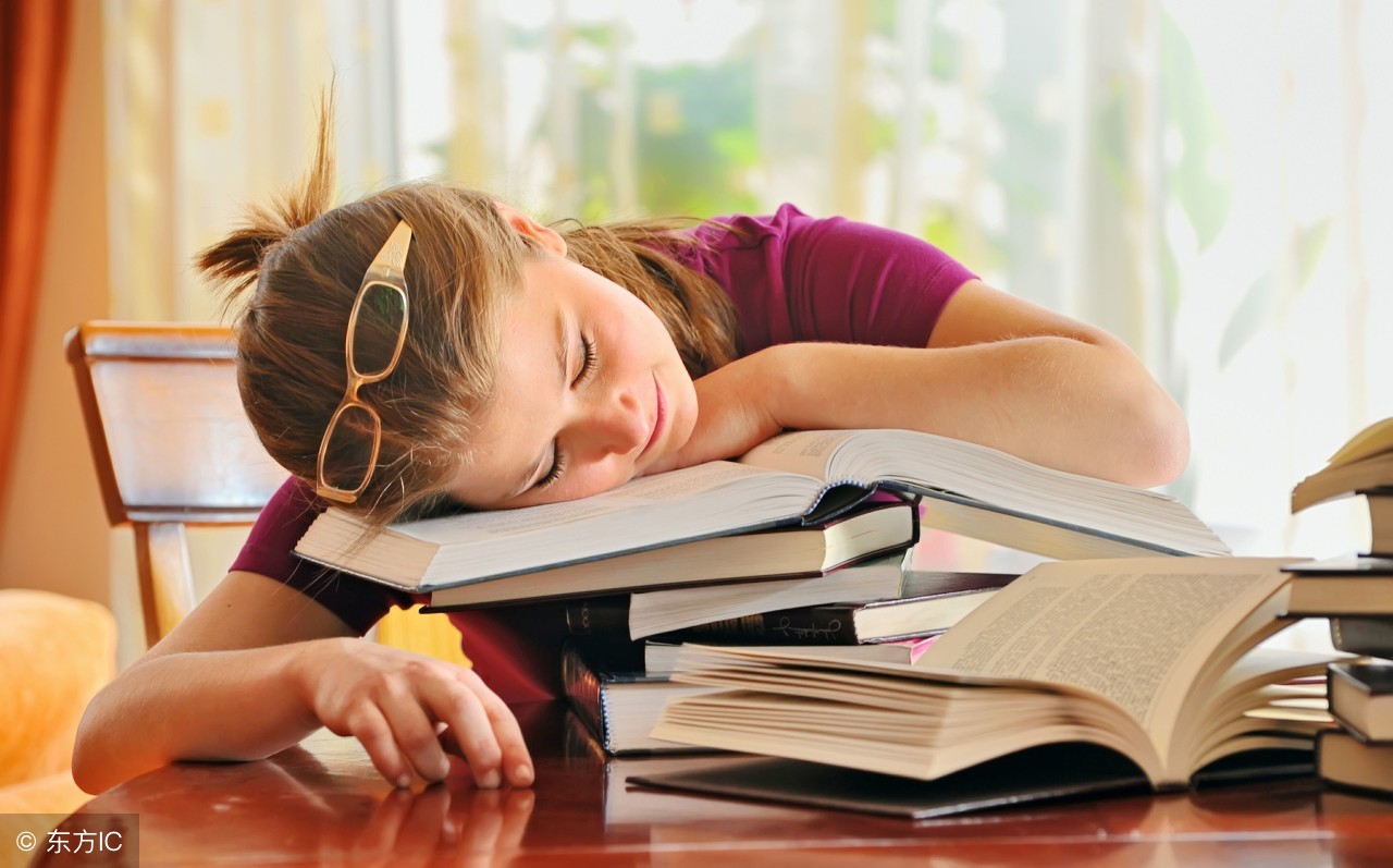 拖延战术足球,什么星座最适合打足球比赛