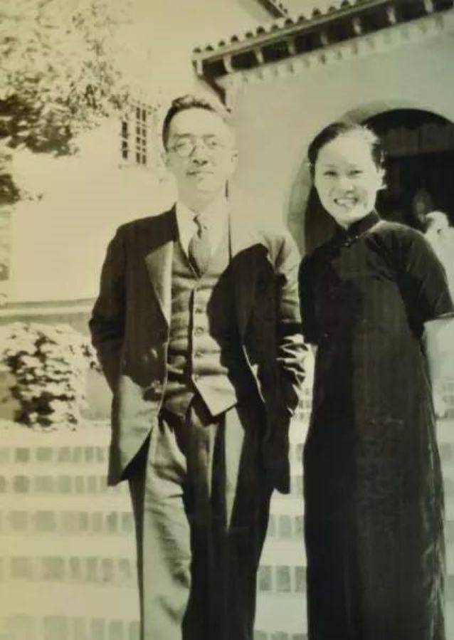 父亲参加过反袁运动后30年，她嫁给了袁世凯的孙子