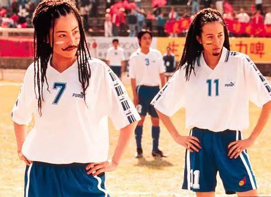 必看的四部足球电影,十部最值得看的足球电影