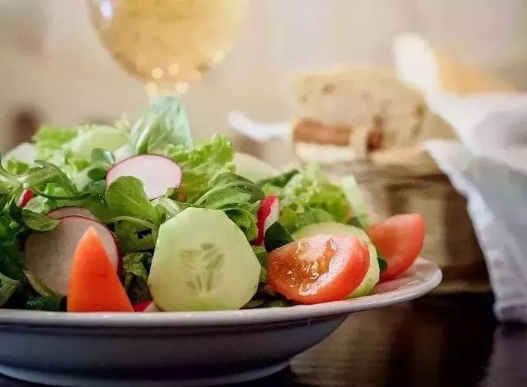 夏季吃瓜季多吃这5种瓜消暑清热,暑夏常吃的七种瓜是哪几种