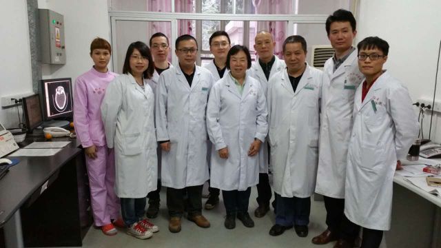 筛查乳腺癌挂哪个科,医院查乳腺癌放疗用的什么机器