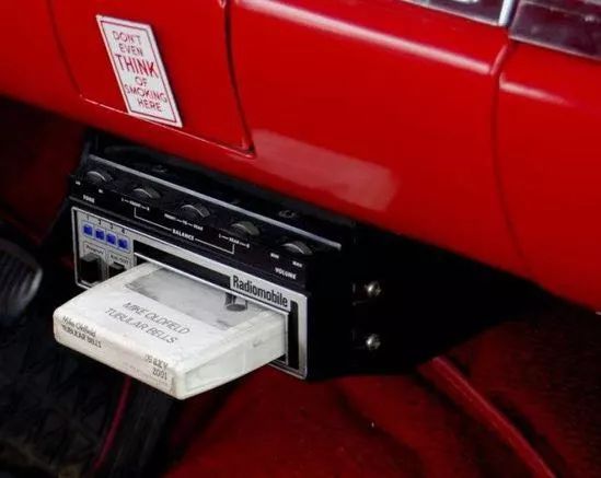 声控+AI尚处早期，先行者Spotify爱听QQ斑马们如何加速抢占车内场景？