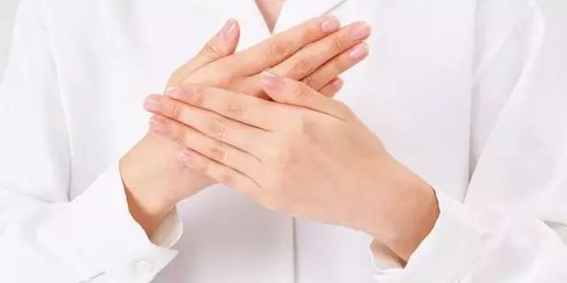 皮肤泛黄是什么原因怎么改善,皮肤发黄怎样祛黄