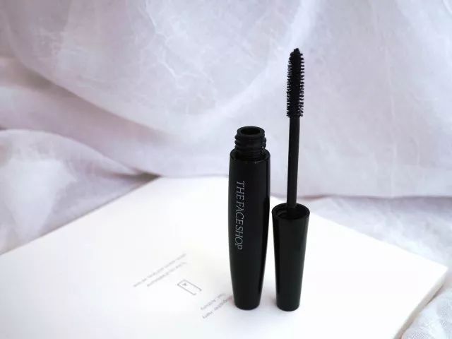 8款热门睫毛膏专业测评，Angelababy最爱的睫毛膏居然垫底了！