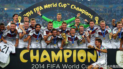 中国体坛十大功勋教练,足坛历史上十大伟大教练