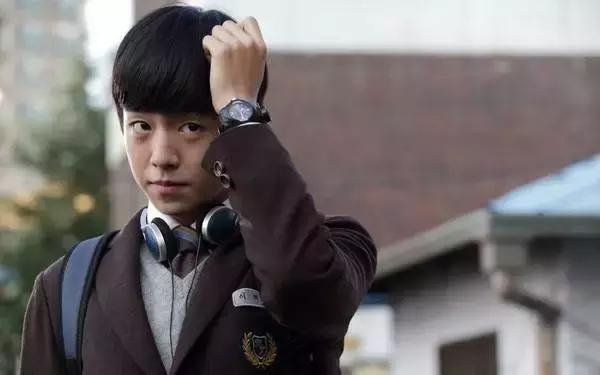 韩国男明星李玹雨,金秀贤李玹雨runningman