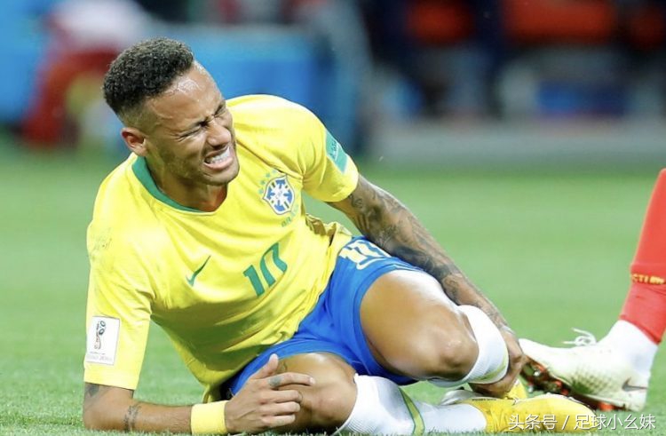 足球世界杯经典时刻,足球难忘遗憾瞬间