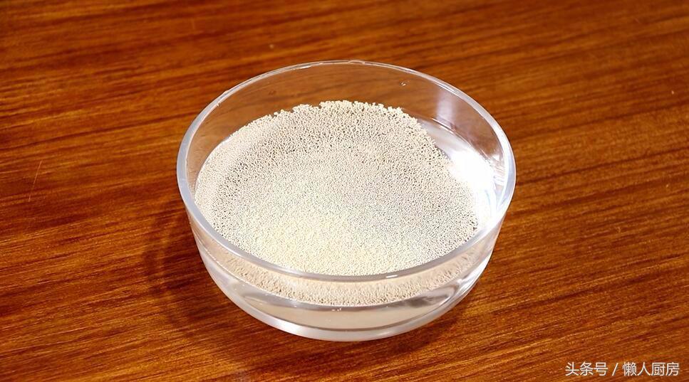 家庭版荷叶饼肉夹馍怎么做,早餐荷叶饼肉夹馍家常做法