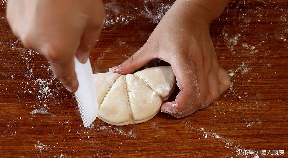 家庭版荷叶饼肉夹馍怎么做,早餐荷叶饼肉夹馍家常做法