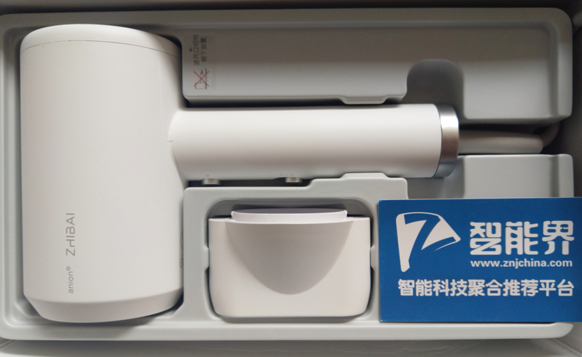 柔顺好头发吹出来，谁说九零后就要秃顶？