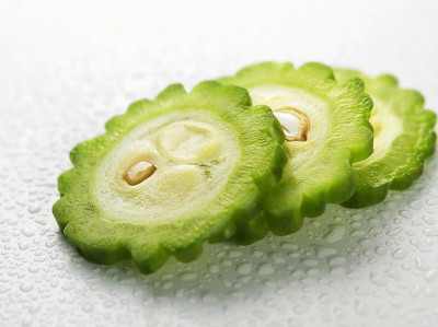 孩子发热的过程中我们应该怎么办,孩子发热了用什么办法让他舒服些