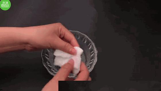 冰箱里面发霉了用什么方法洗干净,冰箱里胶条发霉怎么清洁