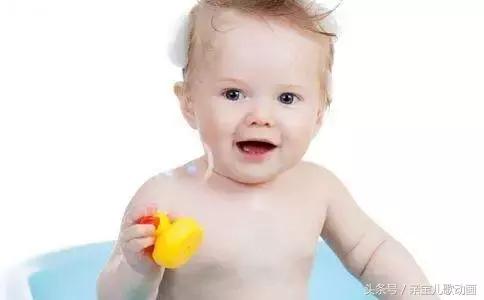 宝宝头顶软软一块怎么办,宝宝头顶软软的